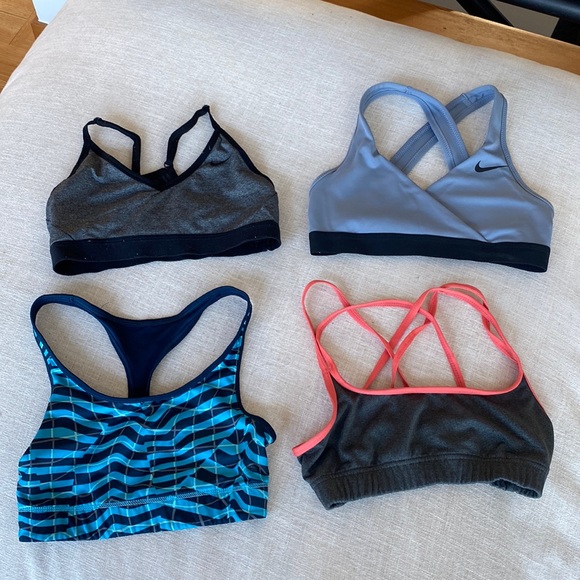 Nike Other - Only top blue and black Nike bra size XS